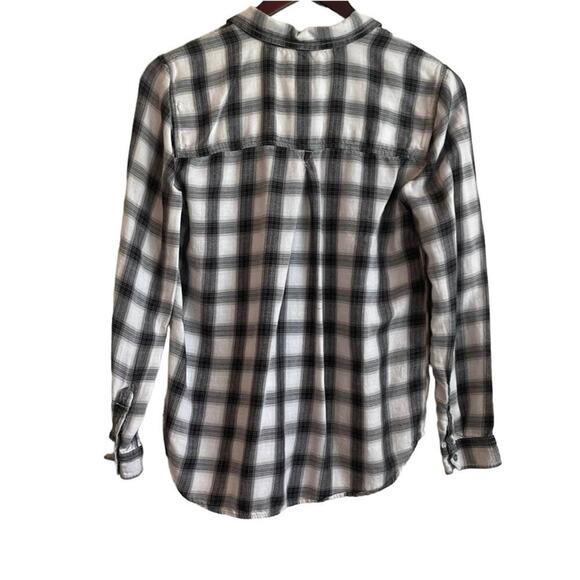 American Eagle Flannel Top M Black White Plaid‎ Cozy Button Up Cabincore Western - Picture 3 of 10